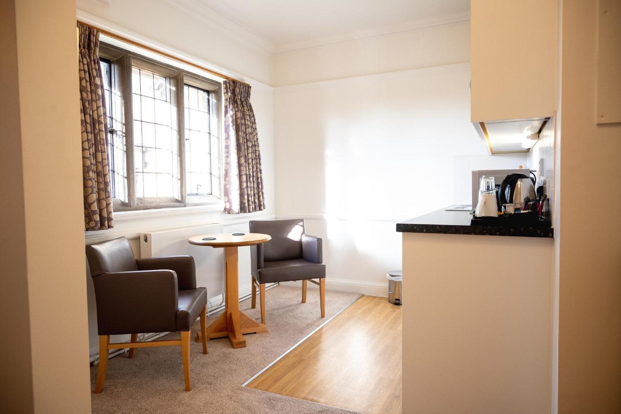 Hotel Westminster College à CBG Extérieur photo