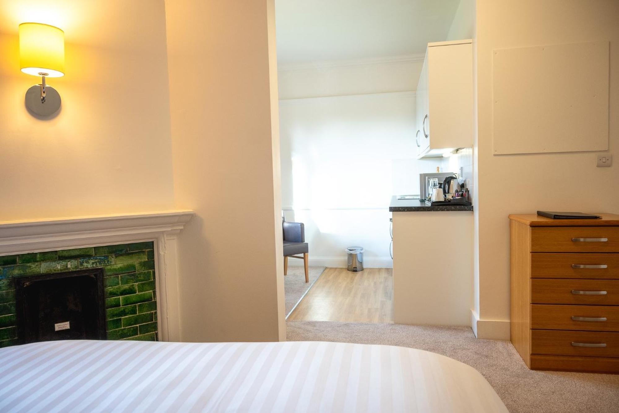 Hotel Westminster College à CBG Extérieur photo